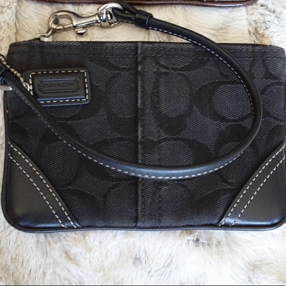 COACH Canvas Signature Wristlet - Black - Picture 2 of 4